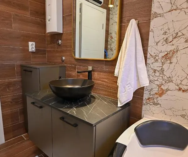 Bane 7 アパート *